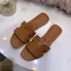 Beach Slippers Classic Flat Heel Summer Lazy Designer Fashion Cartoon Big Head Flops Leather Lady Slides Women Shoes Hotel Bath Ladies Sexy