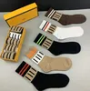 Tide Brand Stockings Hosiery Fashion Letter Embroidery Socks 5 Colors Cotton Stocking Seasons Breathable Unisex Sport Sock274x