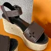 Сандарные сандалии сандалии дизайнерские сандалии высокие каблуки эспадрильи натуральные перфорированные кожаные каблуки с кожаными каблуками. Обувь на открытом воздухе с коробкой №375