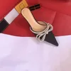 2022 Panie Sukienka Buty Para Kapriptory Kręty Knot Kępki Dżetów Pompy Kryształowe Bowknot Satin Letnia Lady Butet Heel 6.5cm Prawdziwej Skóry Sexy Spioste Toe Party Sandals 35-40