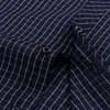 Mens Classic StandardFit Stripped Social Office Dress Koszula Single Patch Kieszonkowy długi rękaw formalny biznes Podstawowe koszule 220714
