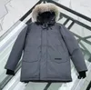 Yüksek Kaliteli Tasarımcı Aşağı Ceket 2022 Kış Erkek Kadın Aşağı Ceket Kabanlar Rozeti ile Kalın Sıcak Dış Giyim Palto Kürk Parkas XS-XXL