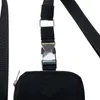Lyxdesigner Pet Dog Leash Nylon Harness Bag Avtagbar bärbar utomhusförvaringsväska Chihuahua Accessories GZ011292Q6997902