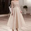 2022 Bourgogne klänningar Lång illusion halsringning Lång ärm spetsarapplikationer Eveningklänningar Chiffon Special Endan Dress3503515