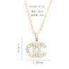 Colliers avec pendentif Double lettre de marque de luxe, chaîne plaquée or 18 carats avec strass cristal, vente en gros