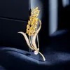 Super wysokiej jakości diamentowe broszki pszeniczne kobiety Pearl Corsage bezpieczny jedwabny szalik klamra perłowa broszka garnitury sukienki Złota biżuteria akcesoria wisiorek
