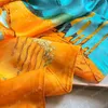 Mulheres moda pavão impressão floral lenços longos de seda xales populares Four Seasons Satin Beach Towel Luxury 180x90cm Bandannas