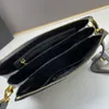 2022 Lyxkvinnor märke axelväskor designer väska lyxiga designers handväska 2022 mode klassisk crossbody messenger väska för kvinna
