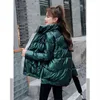 Casa de algodão brilhante de algodão inverno novo coreano Serviço de pão da moda colar de stand-up spenst quente casaco de algodão verde l220730
