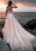 Boho strand en linje bröllopsklänning illusion långa ärmar tyll sexiga brudklänningar applikationer spets ren skopa nack fairy brud klänningar
