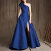 Elegant Dark Navy One Shoulder Prom klär en linje Satin Formella festklänningar Sexig sida delad lång middag kvällsklänning för kvinnor 2022 Special tillfälle slitage