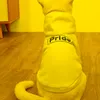 犬のアパレルペットパーカーフーディーフード付きセーター服小さくて中サイズの猫に適したソリッドカラー服ddog