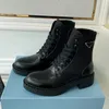 디자이너 부츠 Rois Ankle Martin Boot Calfskin 탈착식 나일론 파우치 남자 여자 두꺼운 하단 전투 상자 크기 35-46의 미드 길이 부츠