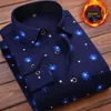 Autumn Winter Thick Velvet Dress Shirt For Men Casual Long Sleeve Warm Fleece Lining Shirts Fashion Soft Flannel Plus Size 5XL 220322