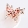 Crystal Cartoon Futterfly Brosches for Women tredimensionell personlighet Diamond Brosch Pin Jewelry Clothing Corsage Kvinna