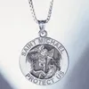 Collares colgantes Angel redondo ST Michael Medallion Collar St Christopher Sliver Color de oro cubano 5950851