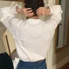 Blouzen voor vrouwen shirts buitenaardse meisjes lente vrouwen uitgehold borduurwerk 2022 chique stijlvolle ruches zoete high street mujerwomen's dames