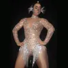 Kvinnors tvåbitar byxor Kvinnor glänsande strass Tassel Sexig bodysuit Kvinnor Crystal Mesh Chain Dance Costume Nightclub Party Clothes