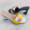 Slippers смешанные цвета дизайнерская обувь женщина летние дамы скользят высокие каблуки на улице в стиле отдыха за пределами женского оптом 220530