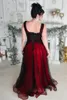 Gothic V-Neck Sleepevela Black and Red Wedding Suknie 2022 Koronkowe aplikacje Krzyki z niskim oparciem Sukienki ślubne Vintage Długie wiejskie suknia ślubna