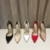 2022 Högklackade sandaler så Kate Luxurys designers klädskor stilar kvinnors stilett klackar äkta läderpunkt tå pumpar loafers gummi storlek 35-41