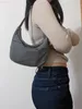 Bags 2L Outdoor Sling Crossbody Bag Ladies Fitness Gym Fanny Pack Bag New Lightweight Axillary Pouch LL8676049