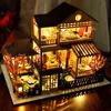 Barnleksaker Dollhouse med möbler montera trä miniatyr dollhus diy dollhouse pussel leksaker för barn