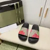 Designer Slides Uomo Donna Pantofole Fiori Stampa Scarpe con plateau in pelle Marca Summer Blooms Flower Sandali con scatola originale Dust Bag Taglia 35-45