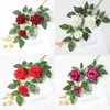 Ghirlande di fiori decorativi Rose di seta artificiali 5 pezzi con foglie Prezzo basso Decorazione di rami di carta per matrimoni Regalo di San ValentinoDecorativo