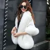 Elegant Bridal Wrap Cloak Coat Jackor Boleros Shrugs Regular Faux Fur Stale Capes for Wedding Party Gratis frakt LD1052