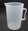 Temperature acid food grade PP plastic measuring cup 2000ml graduated with the high-quality transparent cup