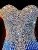 Luxury Blue Mermaid Prom Pagant Klänning med Sweetheart Ärmlös Sweep Train Sparkling Crystal Beading Tulle Formell Aftonklänning