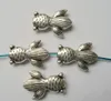 100pcs Antyczne srebrne ryby piepki dystansowe do biżuterii produkująca bransoletka DIY Akcesoria 14,5x10 mm