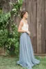 Abiti da damigella d'onore bicolore vintage Garden Beach Wedding Damigella d'onore Lunghezza del pavimento Abiti formali lunghi Scollo tondo Senza maniche Tulle Due pezzi