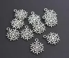 50 sztuk Snowflake Charms Christmas Wisiorki Antique Srebrny Ton Wybierz dla DIY Naszyjnik Biżuteria Ustalenia