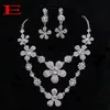 Crystal Bridal Sieraden Bruiloftaccessoires Stel twee stukken Silver Color in Barm Rhinestone Wedding Jurk ketting oorbellen 20153596902