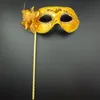 On Sale Party Masks Gulddukbelagd blommidid Venetian Masquerade Party Mask på Stick Carnival Halloween Mask Mix Color Free Frakt Bästa kvalitet