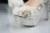 Romantisk Pearl Bridal Bröllopsklänning Skor Högklackat Rund Toe Crystal Pearl Rhinestone Bridesmaid Shoes Platform Evening Party Shoes