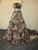 Imagem Real 2015 Vestidos De Noiva De Camuflagem A Linha Floresta Império Camo Vestidos De Noiva com Sash Ruffle Ouro Prom Formal Vestidos