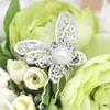 クリスタルラインストーン人工真珠の蝶の花の髪のピンクリップヘアピン女性髪の結婚式ジュエリーシルバー