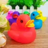 6 ألوان لطيف PVC Duck Baby Bath Toys Sounds Rubber Ducks Kids Wathing Swiming Gifts Peach Play Water Fun Kids Toys1015772