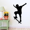 Neuankömmling Einzel-Skateboard-Sport-Silhouette-Wandaufkleber – Junge Skateboard-Silhouette, abnehmbare Grafik, 60 x 90 cm, kostenloser Versand