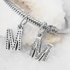 Brev M dangle med Clear CZ 013 100% 925 Sterling Silver Pärlor Passa PANDORA Charms Armband Autentiska DIY Fashion Smycken