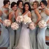 Klassische Brautjungfernkleider in Blau und Grau für den Urlaub, Schlüsselloch-Ausschnitt, florales Meerjungfrau-Abschlussballkleid in Übergröße, Land-Garten-Kleid der Trauzeugin, langes Partykleid