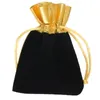 50PCS 7x9cm Svart Velvet Gold Trim Drawstring Smycken Presentväskor Påsar