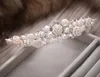 I lager 2015 Vit Rose Pearl Bridal Smycken Satser Halsband + Örhängen + Tiaras Kronor Rhinestones Bröllop Tillbehör