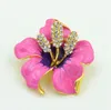 2 pouces ton or élégant fleur de narcisse rose émeraude broches costome broche pour les femmes avec des cristaux de strass
