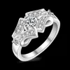 Bezpłatna wysyłka Nowa 925 Sterling Silver Fashion Jewelry Flash Diamond Znakomity diament z brukową cyrkon Pierścień Hot Sell Girl Prezent 1750
