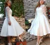 Short Ivory Tea Length Wedding Dress Sexy V Neck Unique Lace Wedding Dresses Bridal Gowns Long Sleeve Country Wedding Dresses Robe De Marié