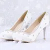Закрытые пальцы с белой атласной свадебной обувью Rinestone выпускной вечеринки высокие каблуки
